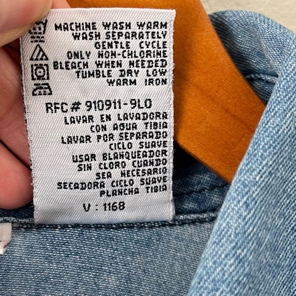 Bobbie Brooks Denim Christmas Bears Embroidery Button Down Shirt Sz Large - Picture 6 of 9